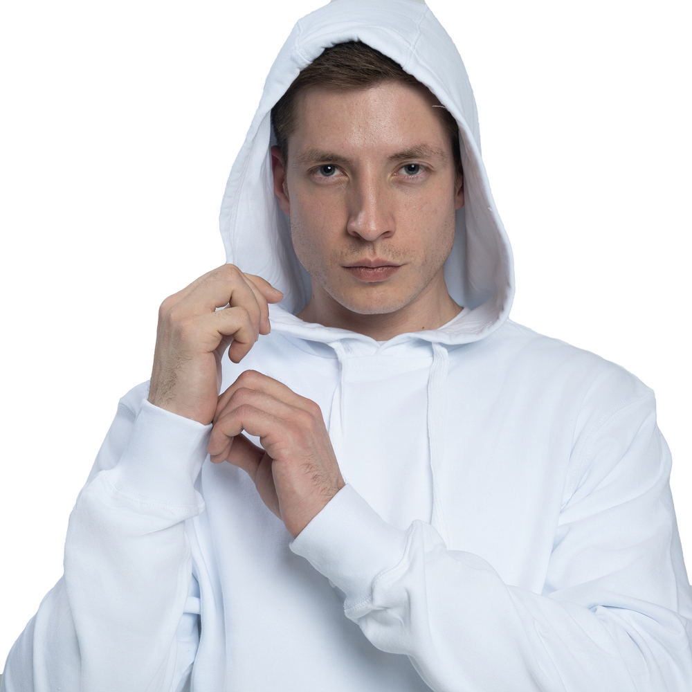 Э